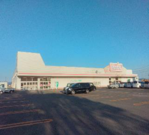 【マックスバリュ新雄物川店】店舗軒下 販促プロモーションやキッチンカー出店に最適なスーパー店外催事イベントスペース