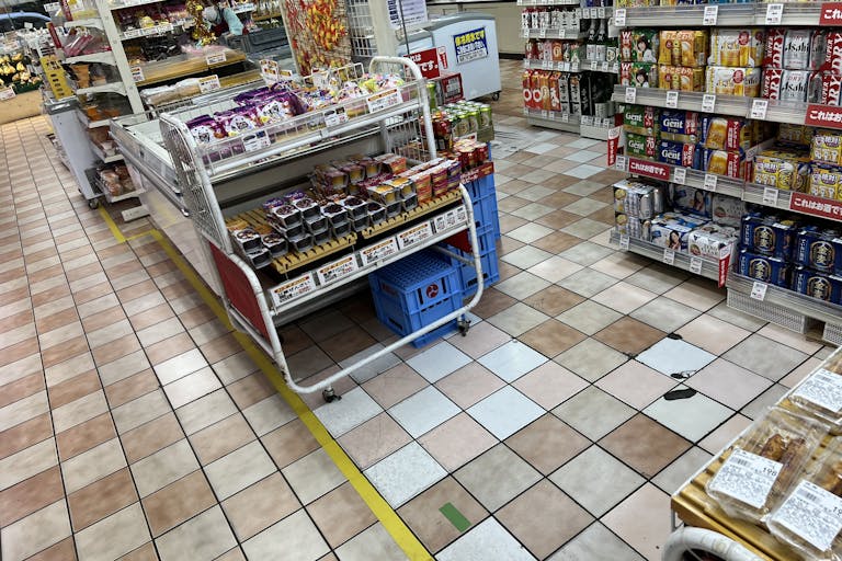 【食選館マルヤマ藤棚店】物販、食物販のポップアップストアに最適な「藤棚一番街」内の地域密着型スーパーの店内レジ直結中央イベントスペースの画像8