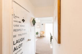 【曙橋駅3分】撮影や展示会等に適した自然光が入るバルコニー付きのスタジオスペース