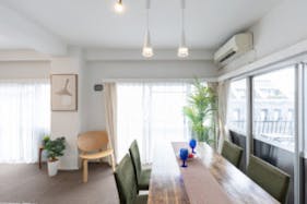 【曙橋駅3分】撮影や展示会等に適した自然光が入るバルコニー付きのスタジオスペース