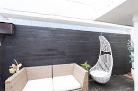 【曙橋駅3分】撮影や展示会等に適した自然光が入るバルコニー付きのスタジオスペース