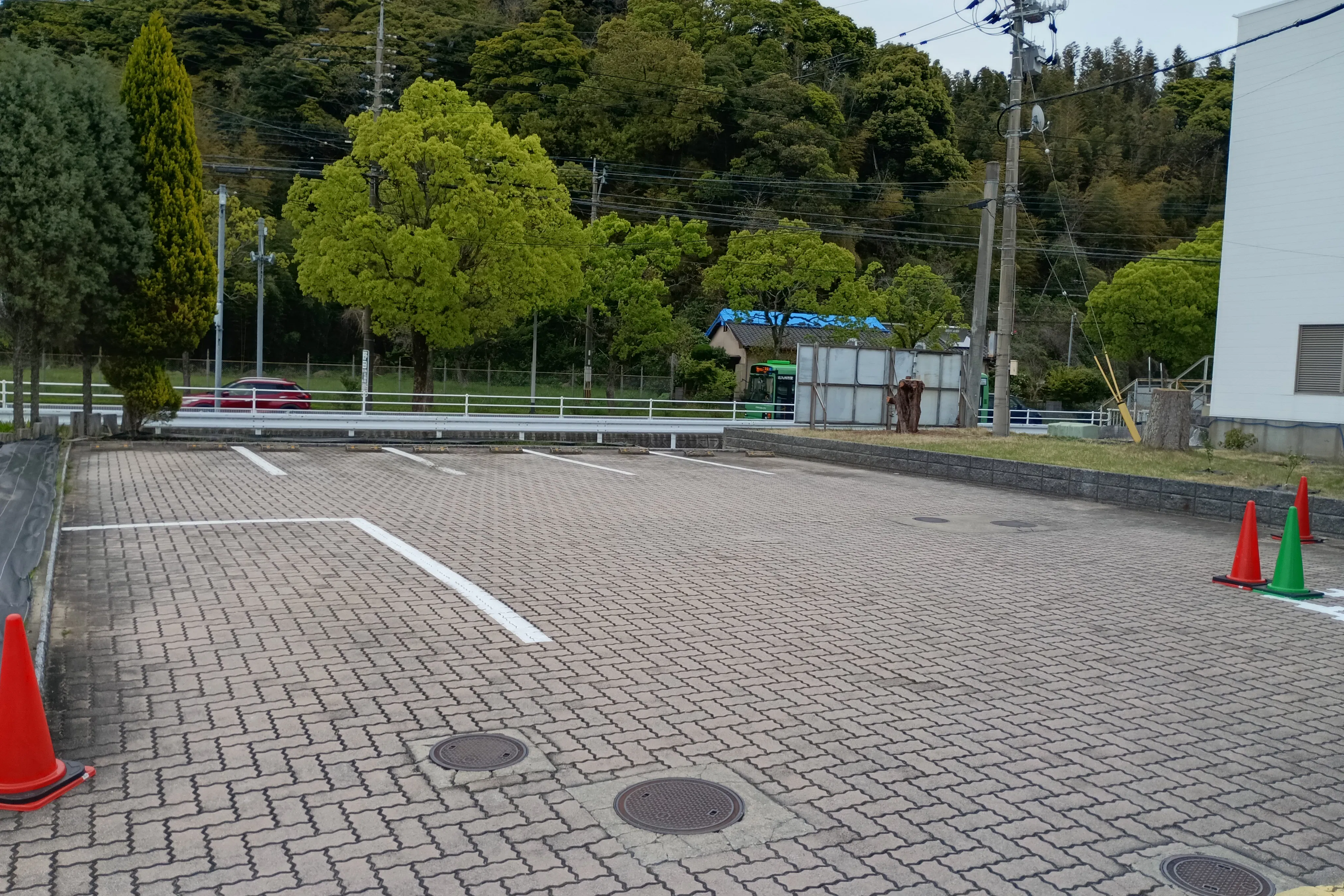 【ベスパ大栄】屋外 キッチンカーの出店に最適なゴルフ練習場の屋外催事イベントスペース