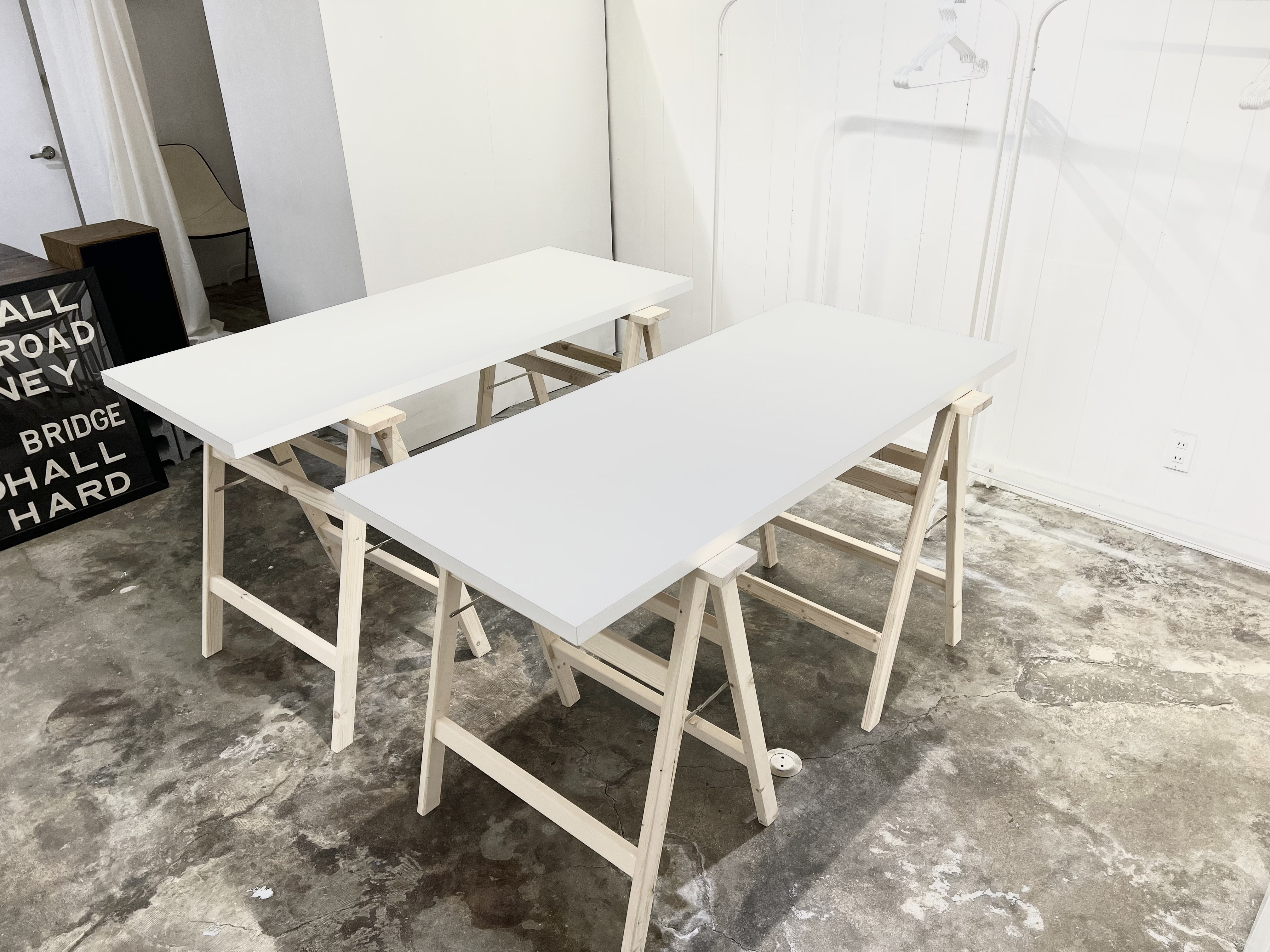 什器テーブル2台