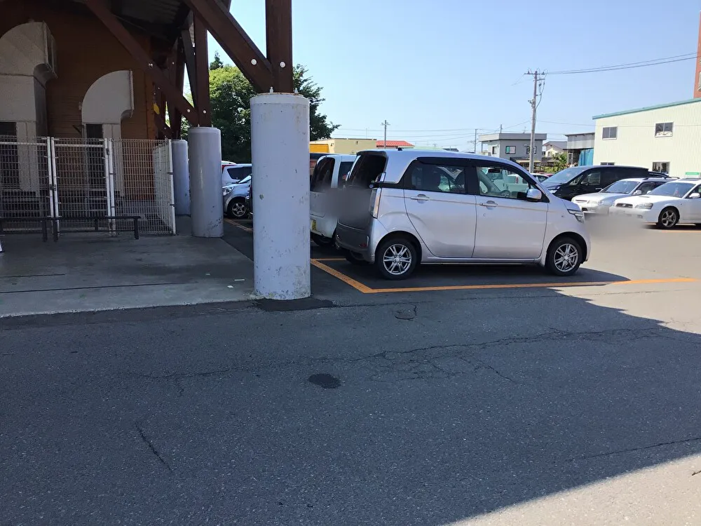 【ダイナム弘前店】キッチンカーやプロモーションに最適なアミューズメント施設のイベントスペース（駐車場）