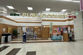 【スーパーセンターオークワ河南】プロモーションに最適な休憩所前スペース