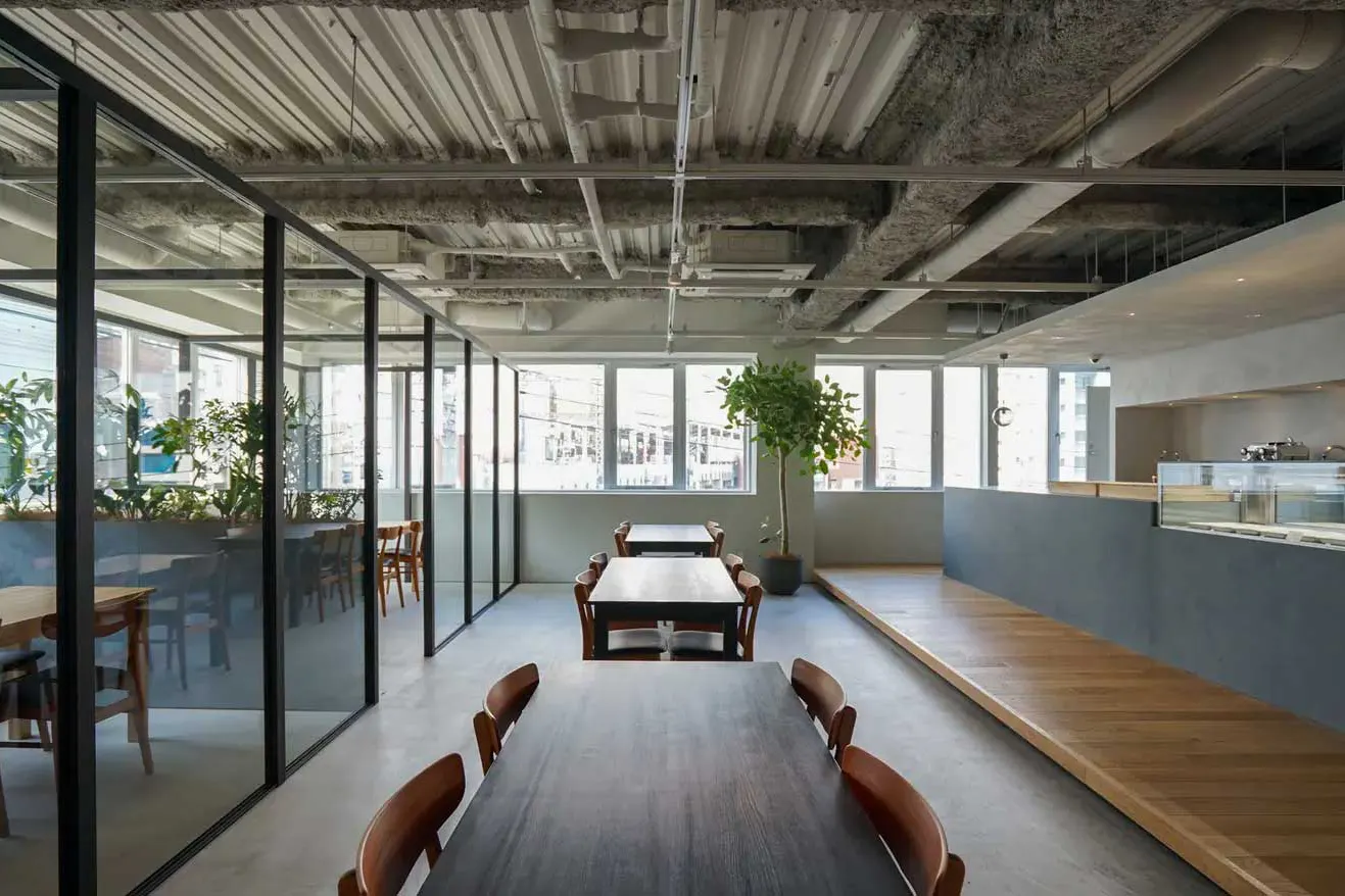 【本厚木駅4分】撮影や会議、ワークショップイベント等の利用に最適な洗練されたデザインのカフェスペース