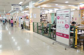 【イオン三田ウッディタウン店】各種プロモーションや物販、食物販のポップアップストアに最適なフードコート催事イベントスペース