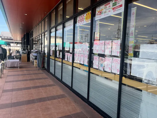 【フレスタ向島店】プロモーションイベントに利用可能な軒下スペース