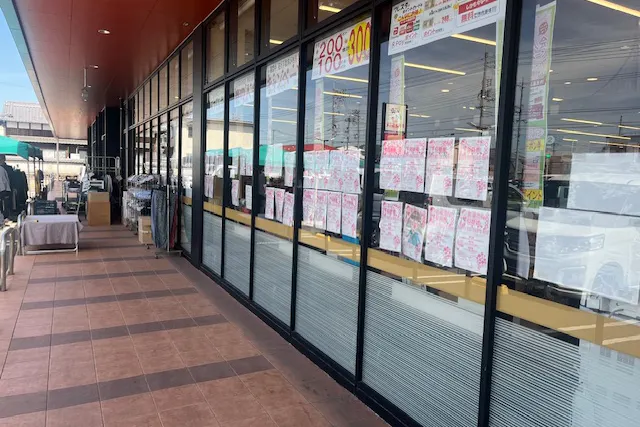 【フレスタ向島店】プロモーションイベントに利用可能な軒下スペース