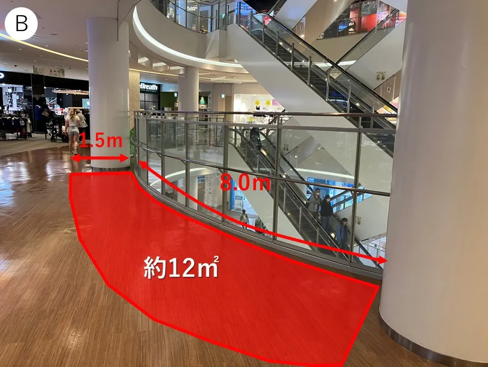 【ダイバーシティ東京 プラザ】4階 西アトリウム