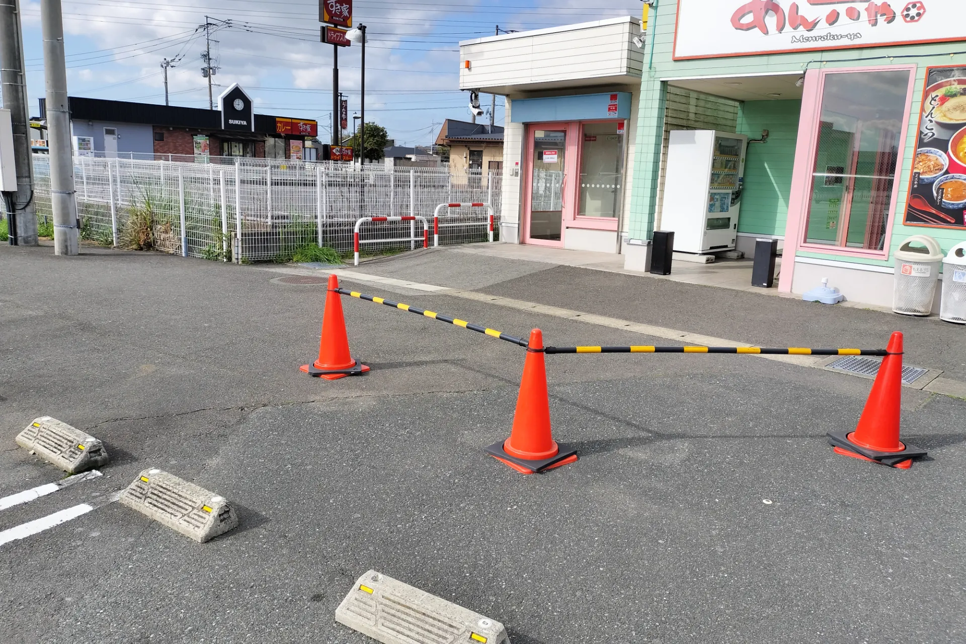 【ダイナム佐賀大和店ゆったり館】キッチンカー出店やプロモーションイベントに最適なアミューズメント施設のイベントスペース