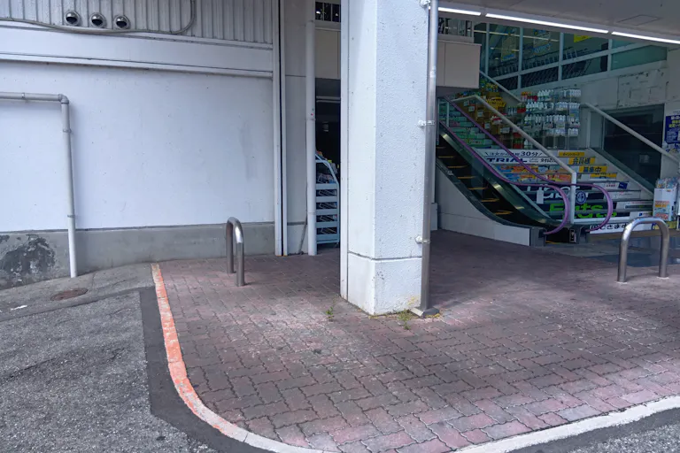 【スーパーセンタートライアル和泉店】キッチンカー(調理営業)出店限定/屋外スペースの画像1