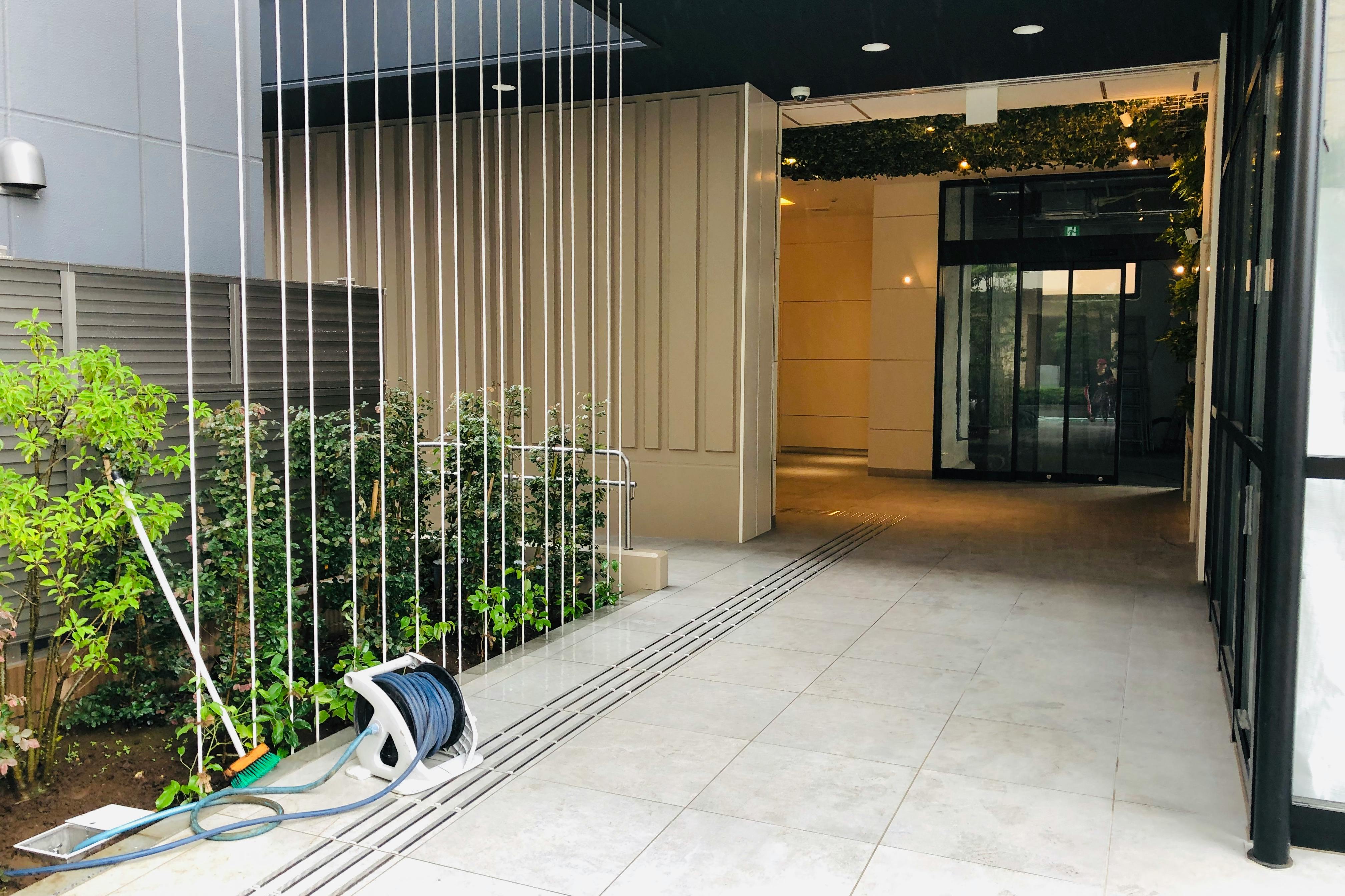 【フレスポ東日暮里】プロモーション利用に適した、エレベーターホールにある半屋外イベントスペース