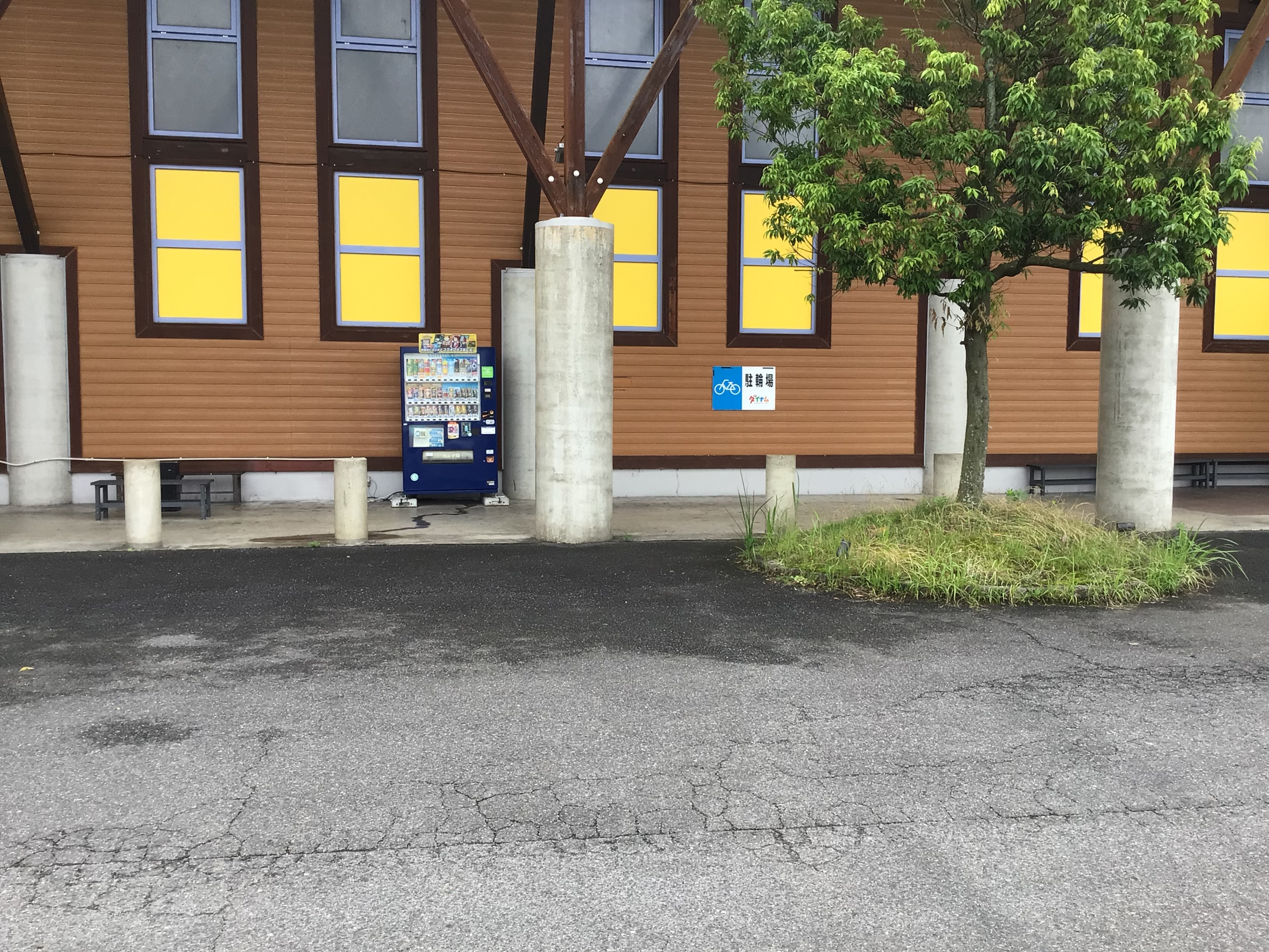 【ダイナム上野店ゆったり館】キッチンカーや各種プロモーションイベントでの出店に最適なアミューズメント施設のイベントスペース