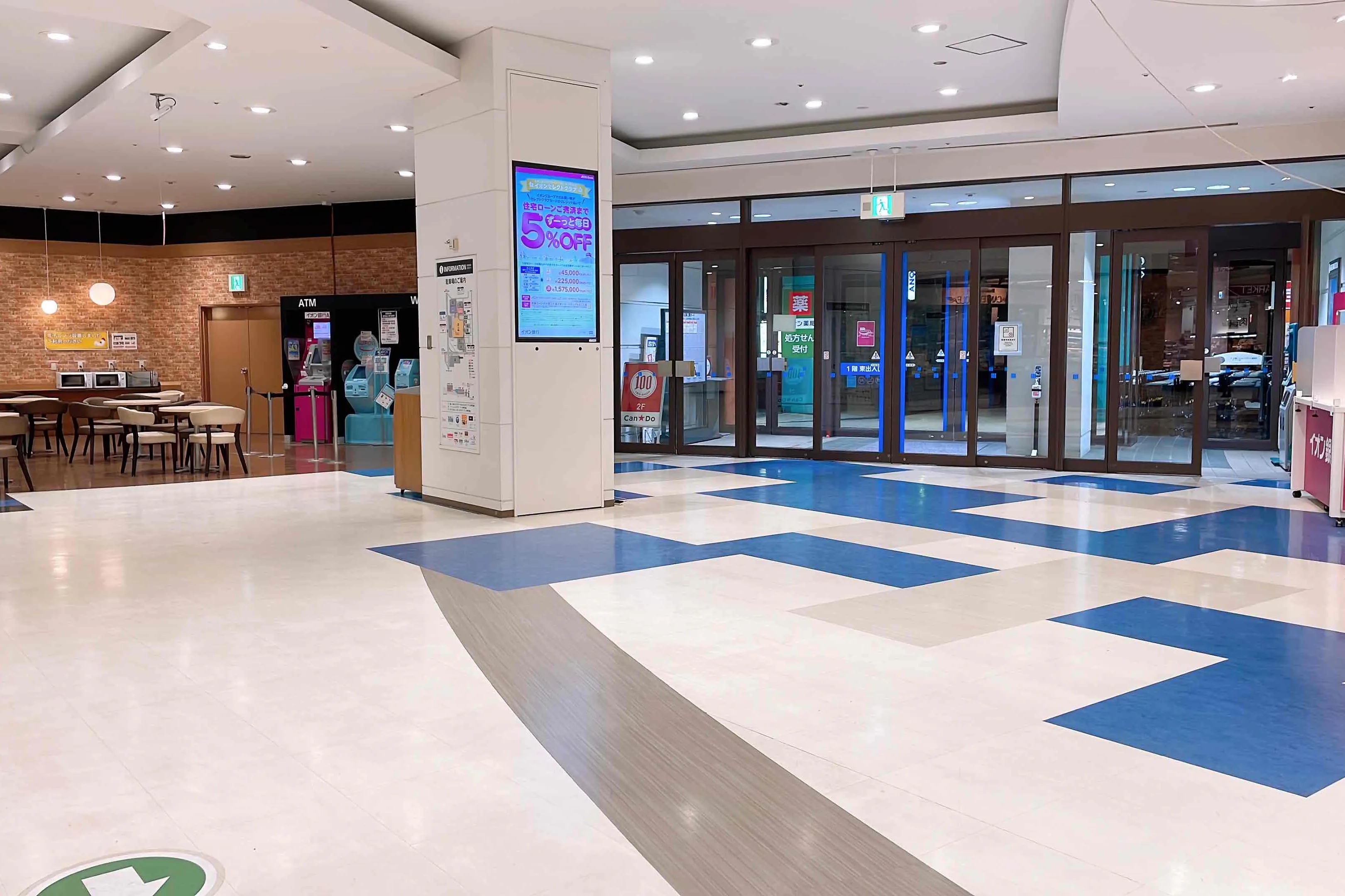 【イオンモール桑名】各種プロモーションや物販、食物販のポップアップストアに最適な1番街1F 東出入口のイベントスペース