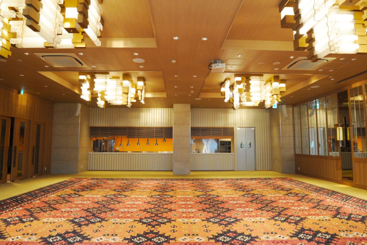 【西鉄福岡(天神)駅3分】展示会や新商品ローンチイベントなどの大規模イベントをクローズドに開催できる150㎡超の大型イベントスペース