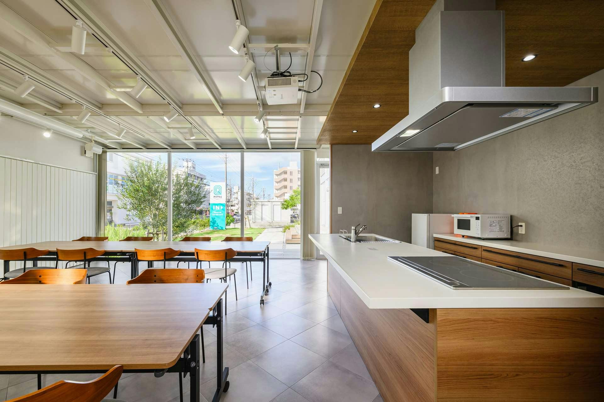 【沖縄県中頭郡中城村】自主企画マルシェやワークショップに最適なお手頃価格のレンタルスペース「Community」/敷地全体の貸切イベント開催も可能!