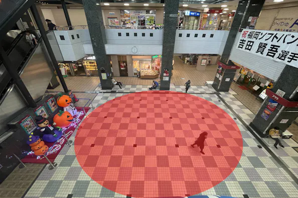 【プララ杉田/杉田駅直結】食物販や物販のポップアップストアに最適な駅直結のトラフィックのあるイベントスペース(1Fパティオ広場)