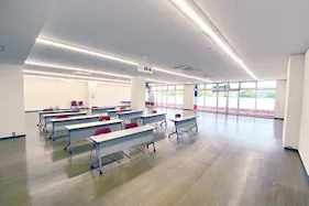 【イオンモール宇城】イオンホール(シネマ棟)