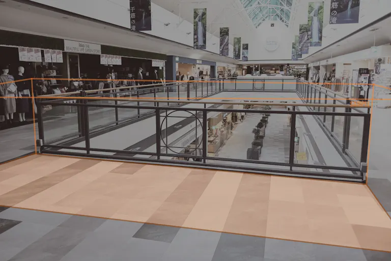 【イオンモール下田】イオン保険カウンター前広場の画像2