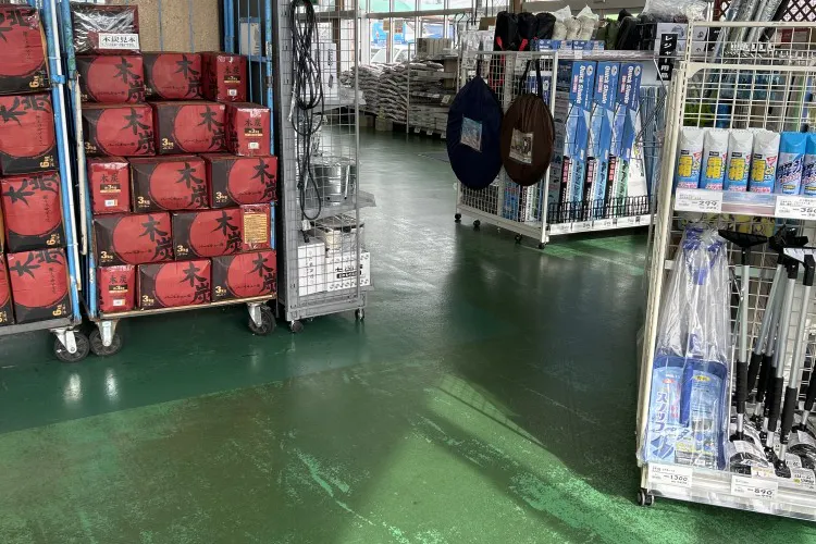 【エフマート多度】販促プロモーションに最適なエスカレーター下にある催事スペース