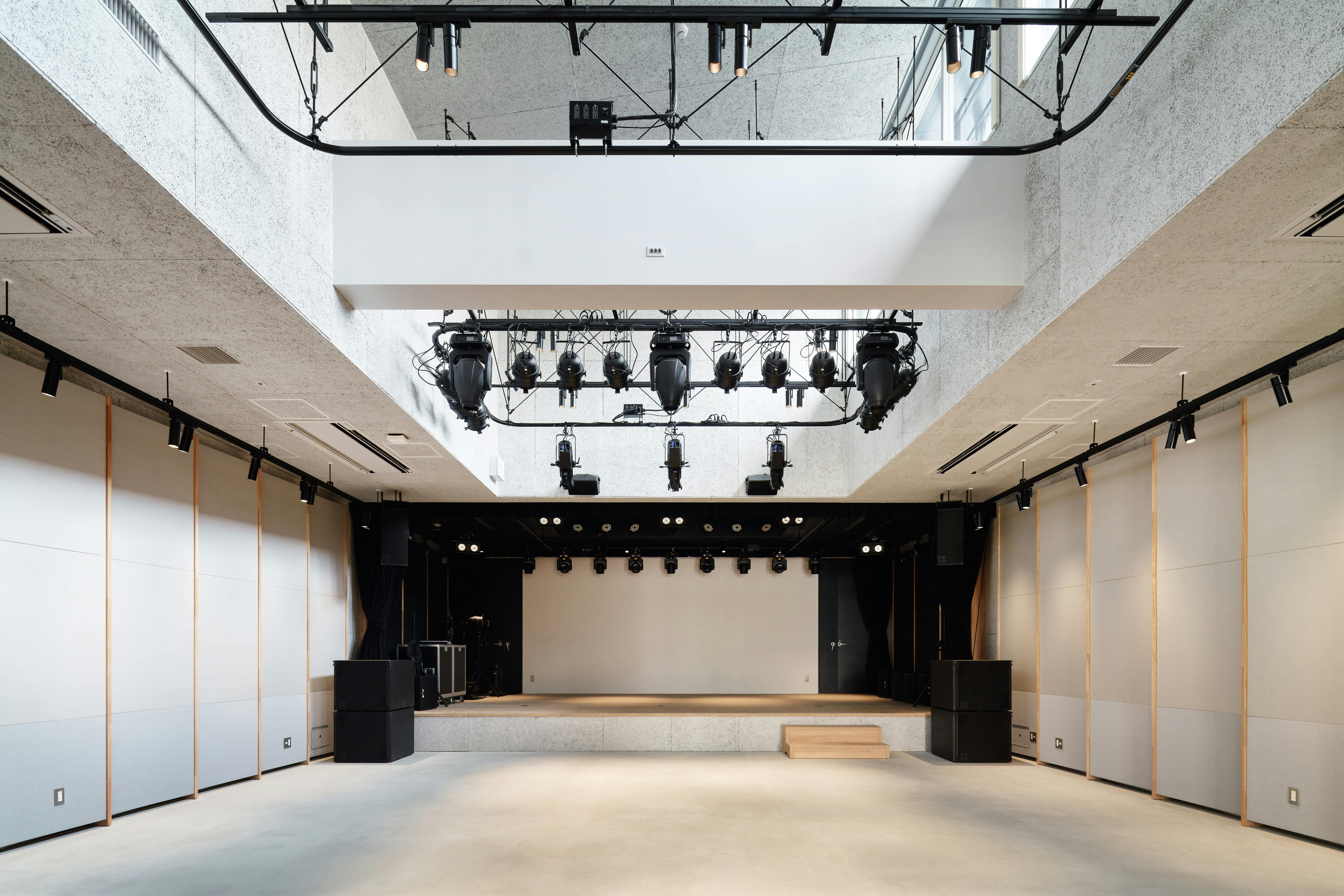 【ADRIFT】下北沢・reloadに隣接する音楽イベントや展示会等におすすめのエンターテイメントスペース