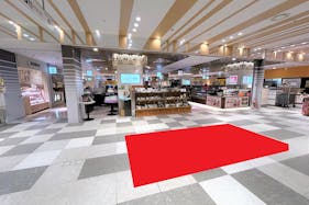 【アミュプラザ鹿児島】B1F 東西通路(東側)/食物販に最適な、飲食・食品フロア地下通路中央のポップアップスペース