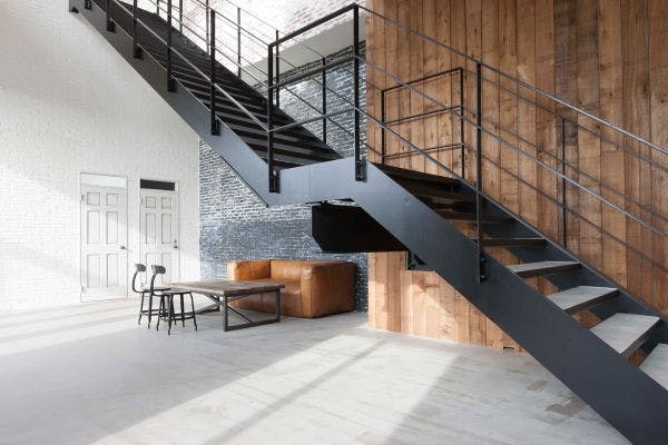 【東京国際クルーズターミナル駅5分】撮影に適した広さ200㎡を超える吹き抜けのスタジオ