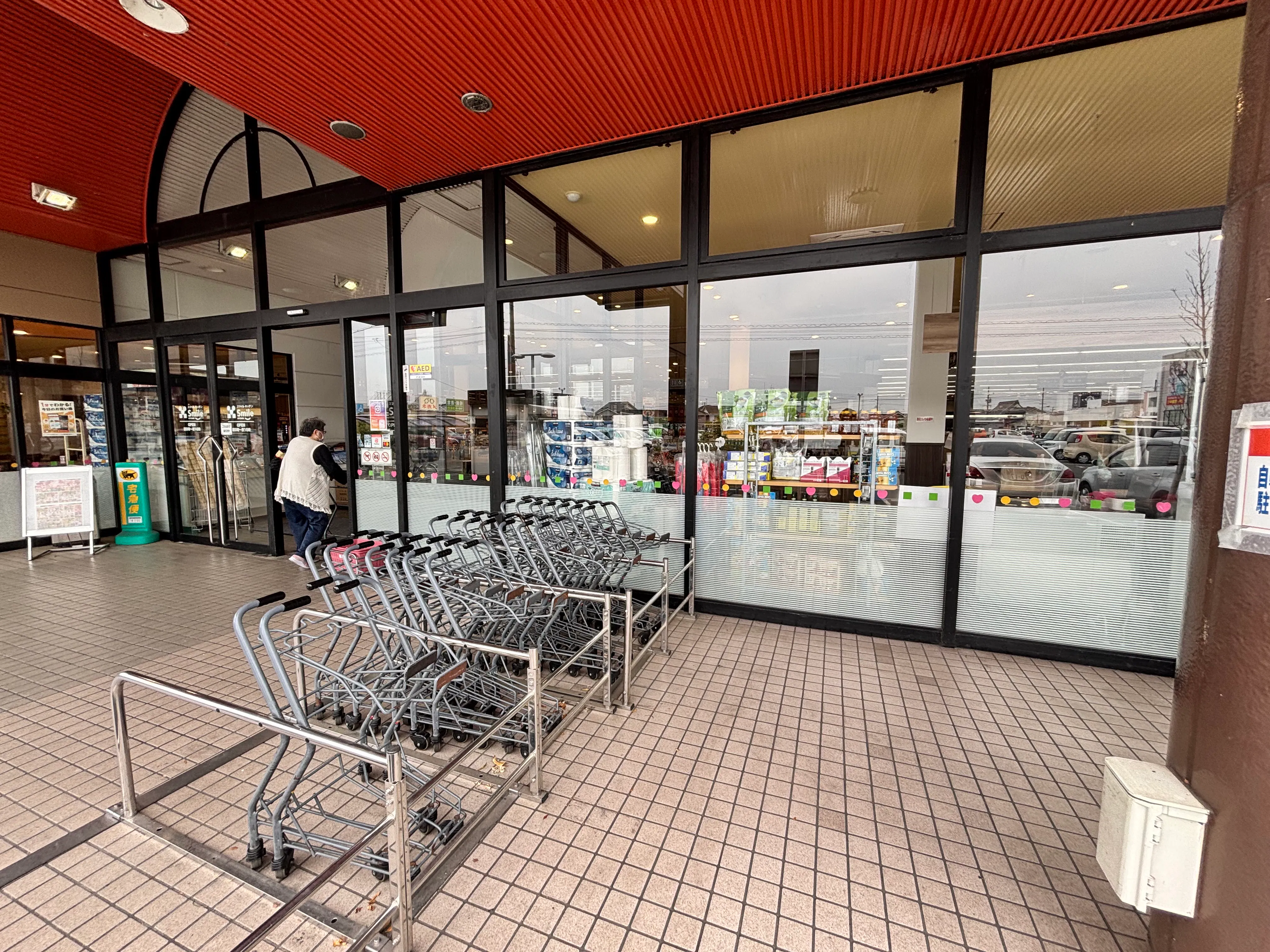 【スマイルキッチン】キッチンカーや食物販に適した地元密着型スーパーの軒先スペース