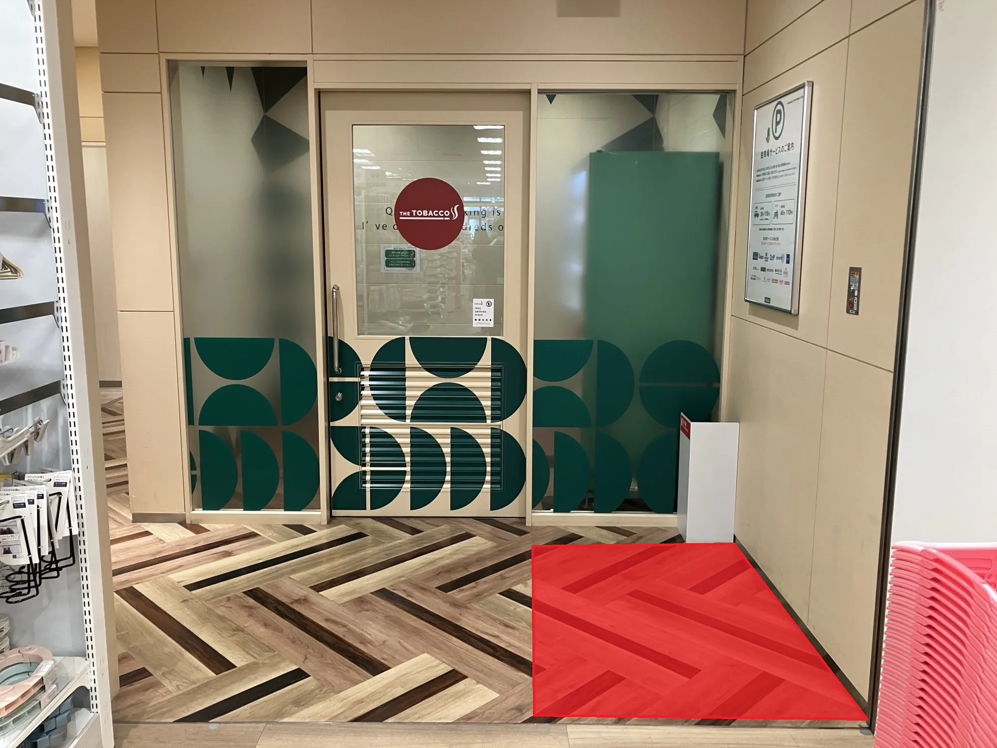 【SOCOLA武蔵小金井クロス】3F喫煙所前 電子タバコの販促プロモーションに最適な催事イベントスペース