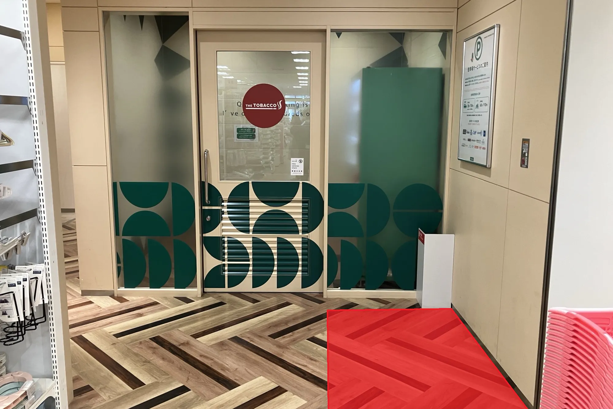 【SOCOLA武蔵小金井クロス】3F喫煙所前 電子タバコの販促プロモーションに最適な催事イベントスペース