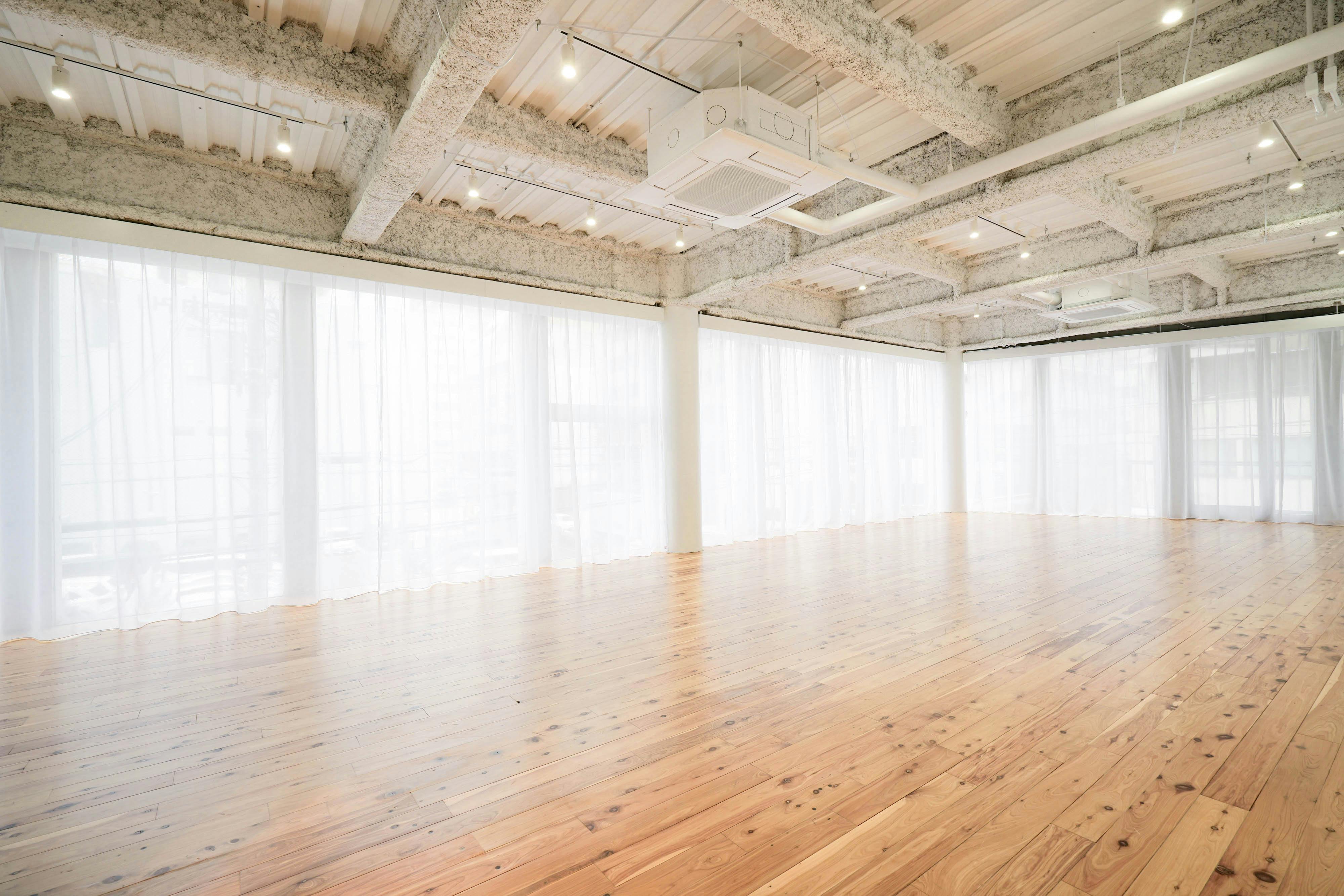 【南船場・南堀江エリア】120㎡開放感抜群のポップアップスペース、レンタルスペース、アパレル展示会に最適な空間