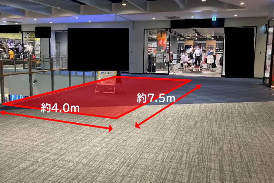 【三井アウトレットパーク 北陸小矢部】2階 東エリア北側吹き抜け