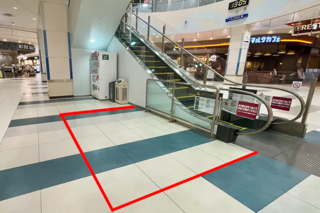 【イオンモール銚子*】1F 中央エスカレーター横