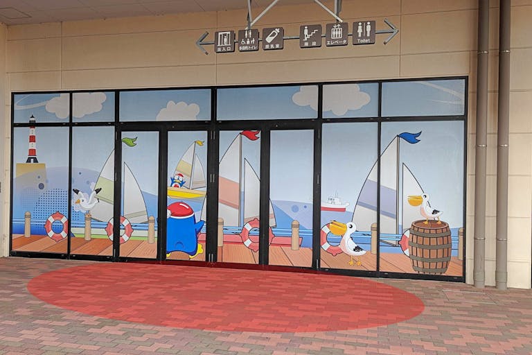 【クラスポ蒲郡】食物販等のポップアップ出店に最適な施設出入口横にある軒下スペースの画像1