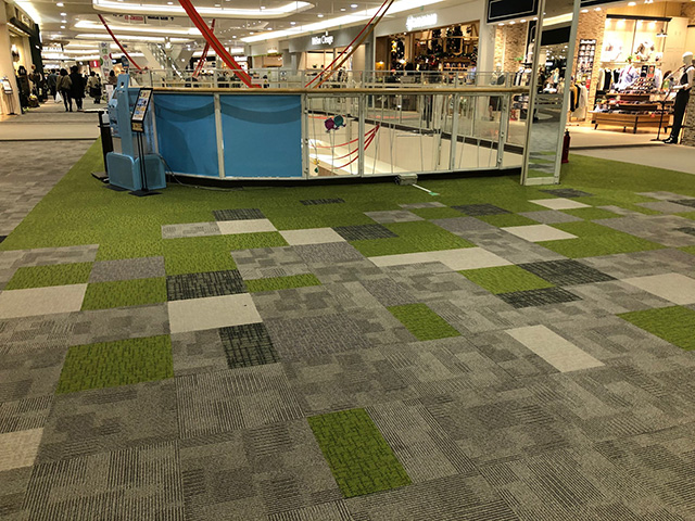 【イオンモール高崎】専門店街2F 北エスカ前