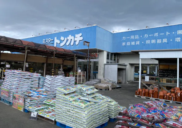 【ミスタートンカチ江場】風除室　プロモーション用途に最適なスーパー店内催事イベントスペース