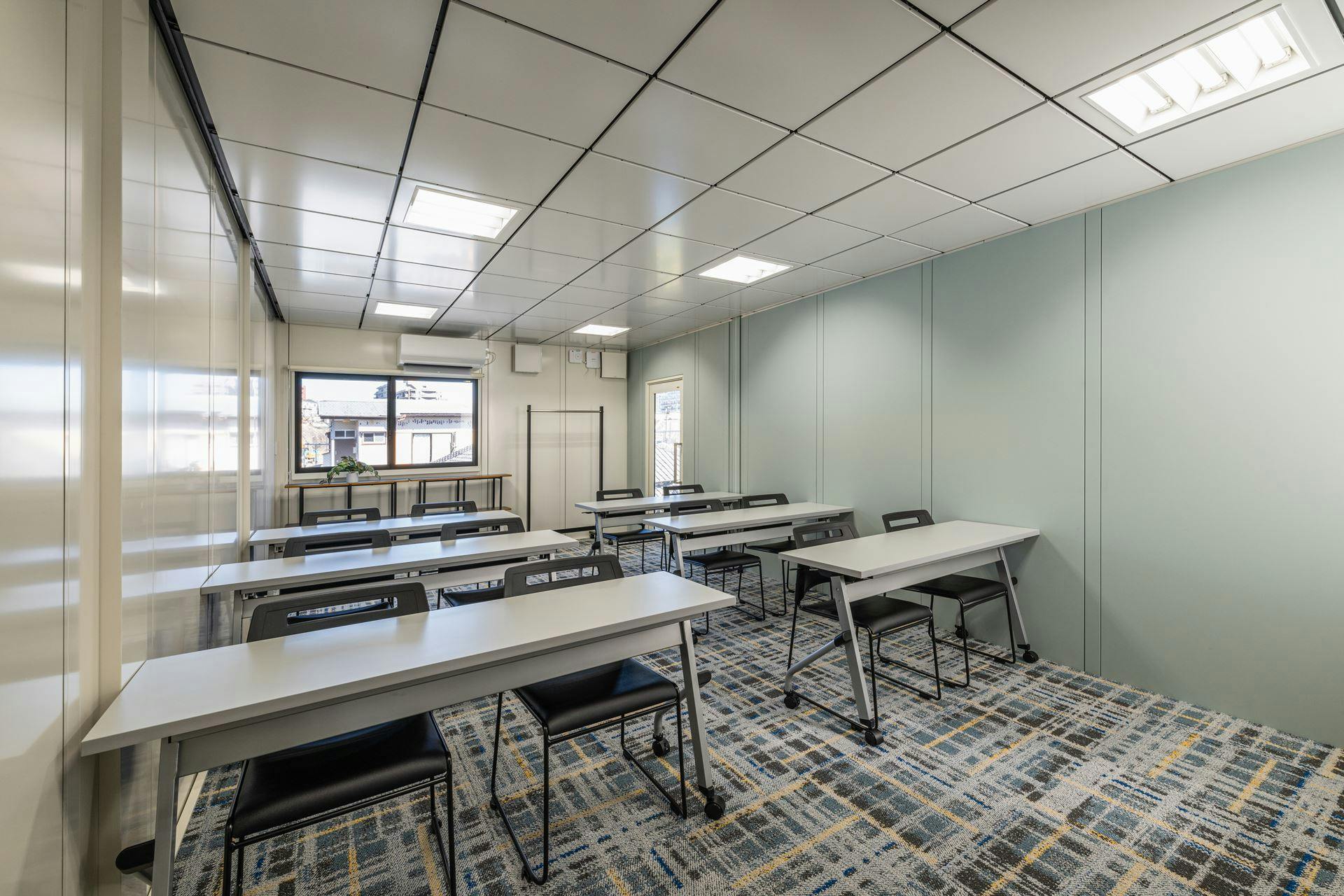 【六浦駅10分】自主企画マルシェやワークショップに最適なお手頃価格のレンタルスペース「Meeting2」／敷地全体の貸切イベント開催も可能！