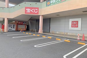 【HEY WORLD!!/2F連絡通路】電子タバコのPR等に最適な地域密着型商業施設にある試喫実施可能な屋根付きの屋外スペース