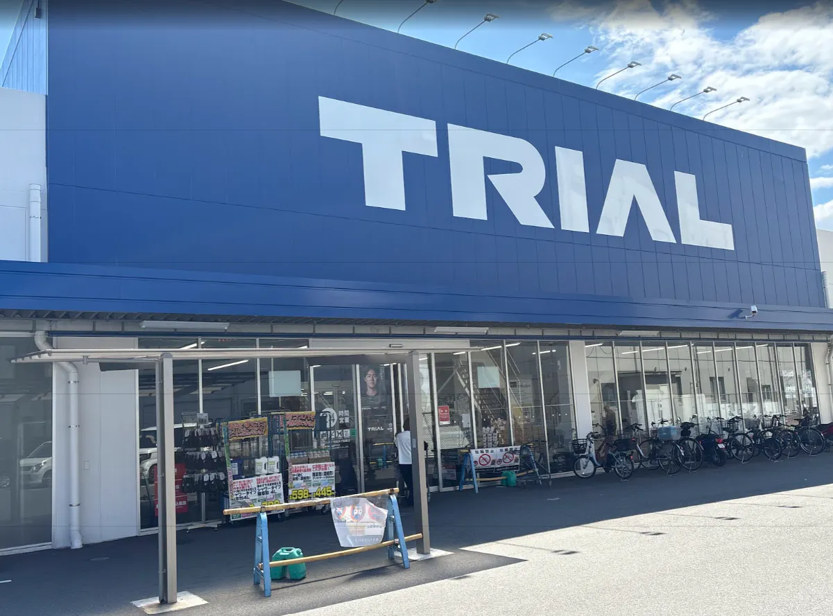 【スーパーセンタートライアル大道店】風除室 通信系催事限定スペース