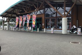 【ダイナム高知須崎店】キッチンカーやプロモーションに最適なアミューズメント施設のイベントスペース(店舗駐車場)