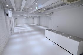 【明治神宮前<原宿>駅2分】アパレルの展示販売会やアート展、招待制のイベントに最適な200名収容可能なイベントスペース