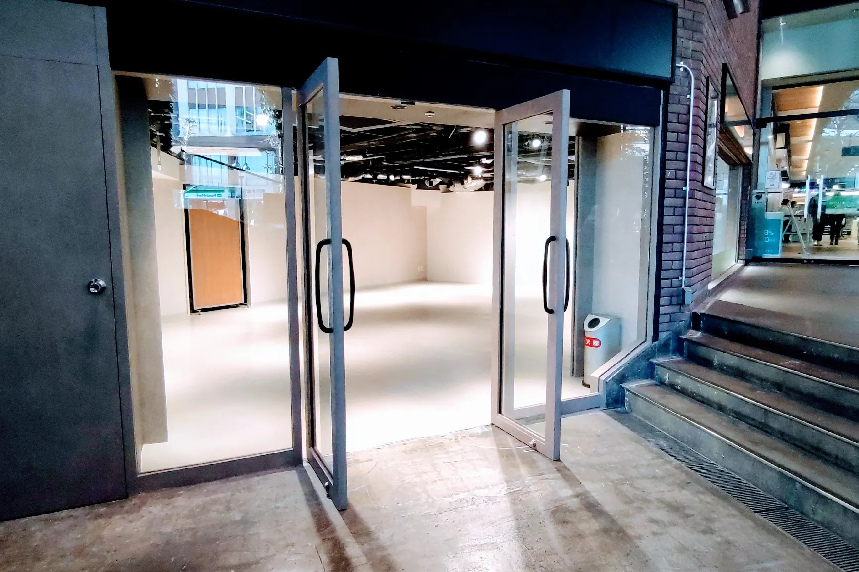 【渋谷モディ】1階 カレンダリウムD08【食物販・物販】ファイヤー通り・公園通りに面した、人通り・視認性抜群のスペース