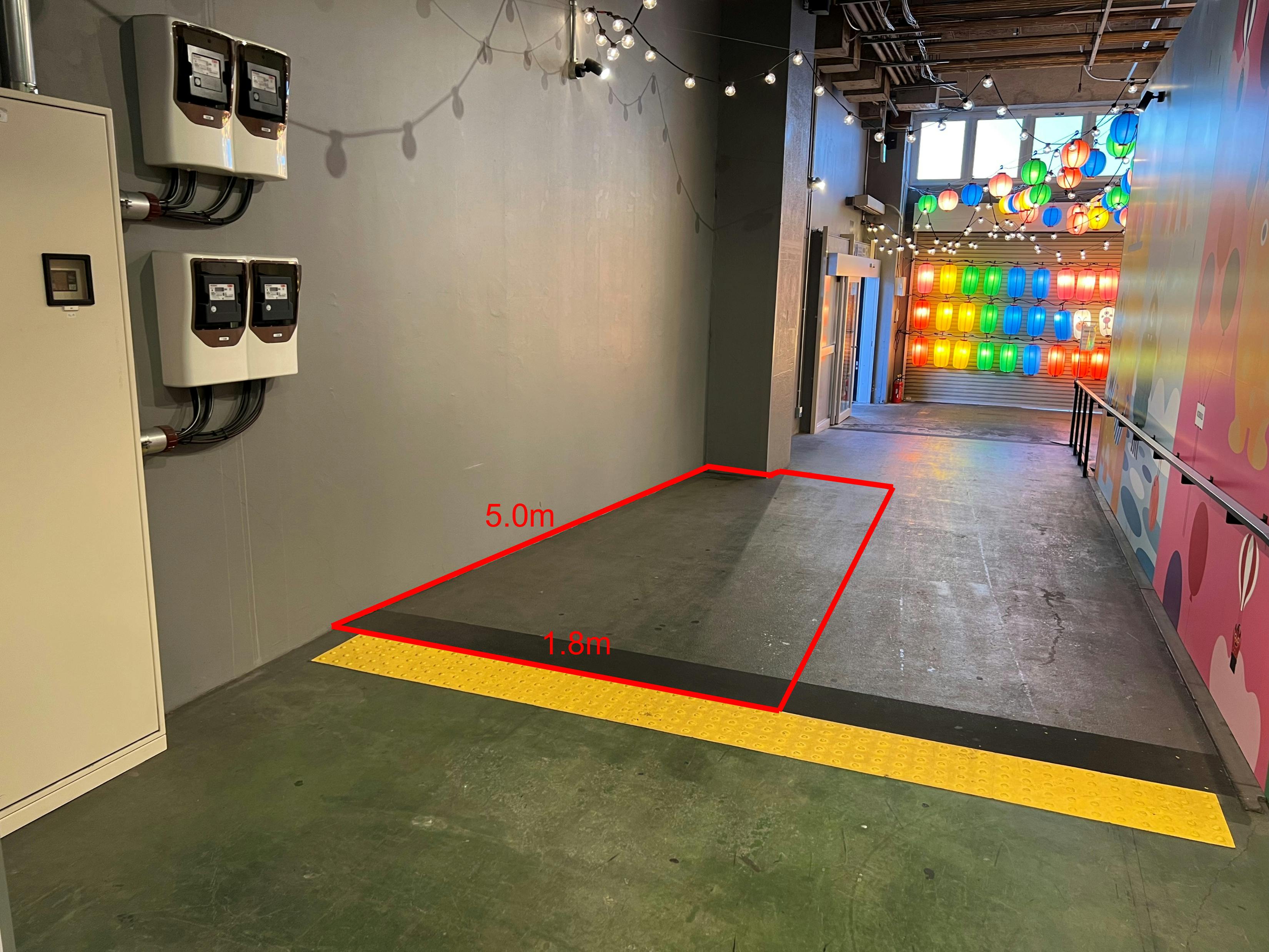 【アソビル:ASOBUILD】ウォーターサーバーや買い取りなどのプロモーションやポップアップストアに最適な駅チカ商業施設の1階にあるイベントスぺース