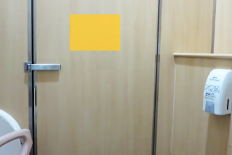 【イオンモール高知】モール内広告 化粧室の画像2