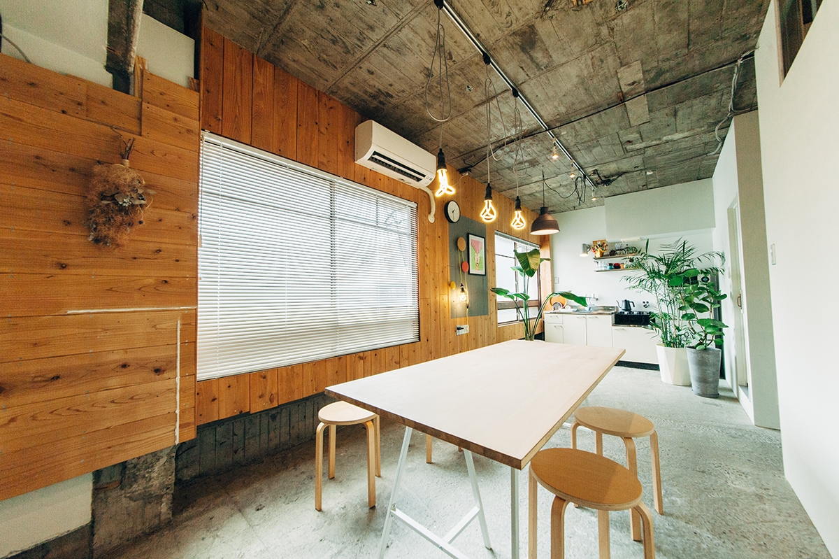 椅子やテーブルのご利用も可能です。