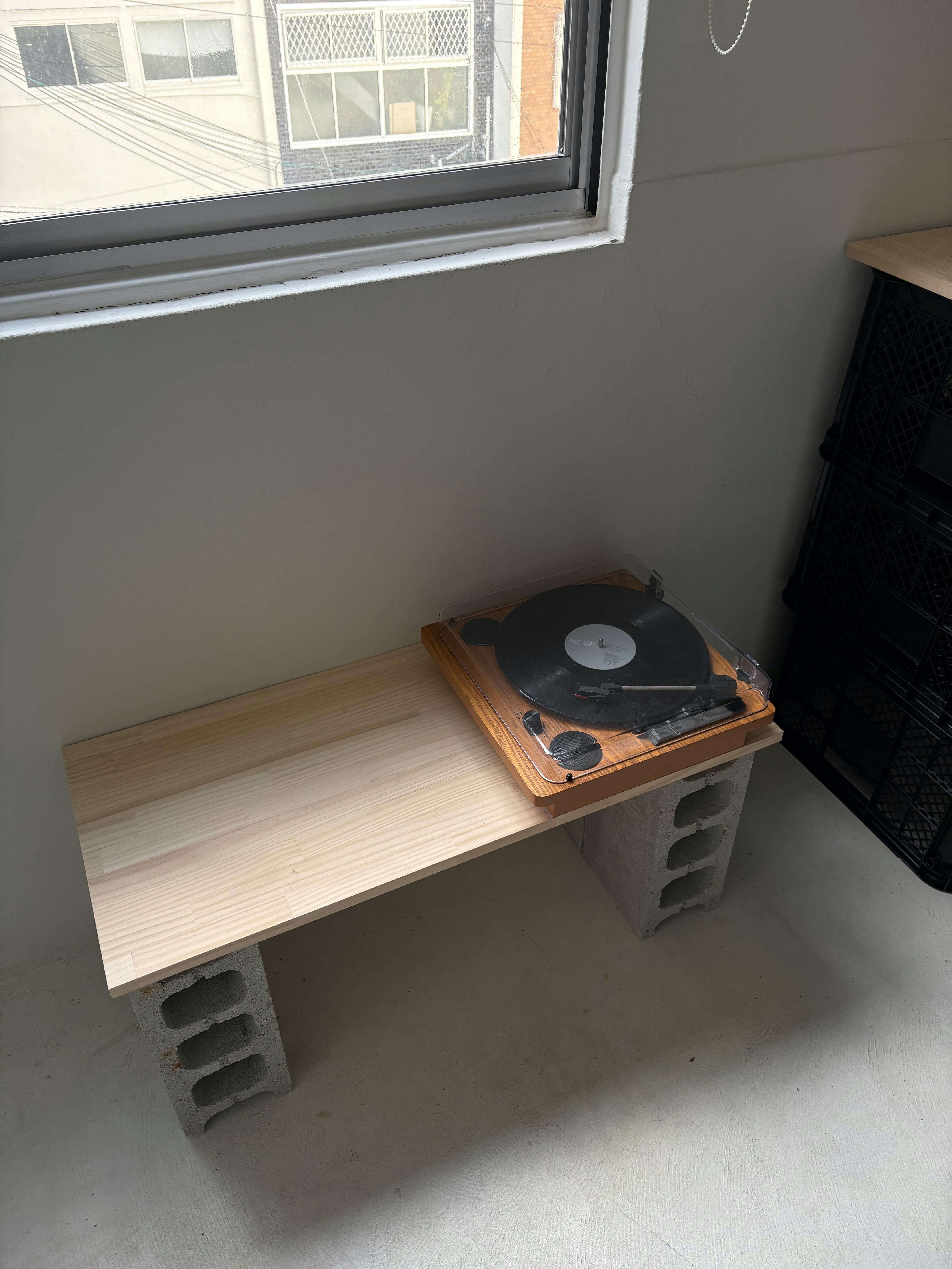 【元町駅4分／南京町近く】自然光が入る白基調のイベントスペース｜ポップアップストア・物販に最適