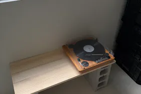 【元町駅4分/南京町近く】自然光が入る白基調のイベントスペース|ポップアップストア・物販に最適