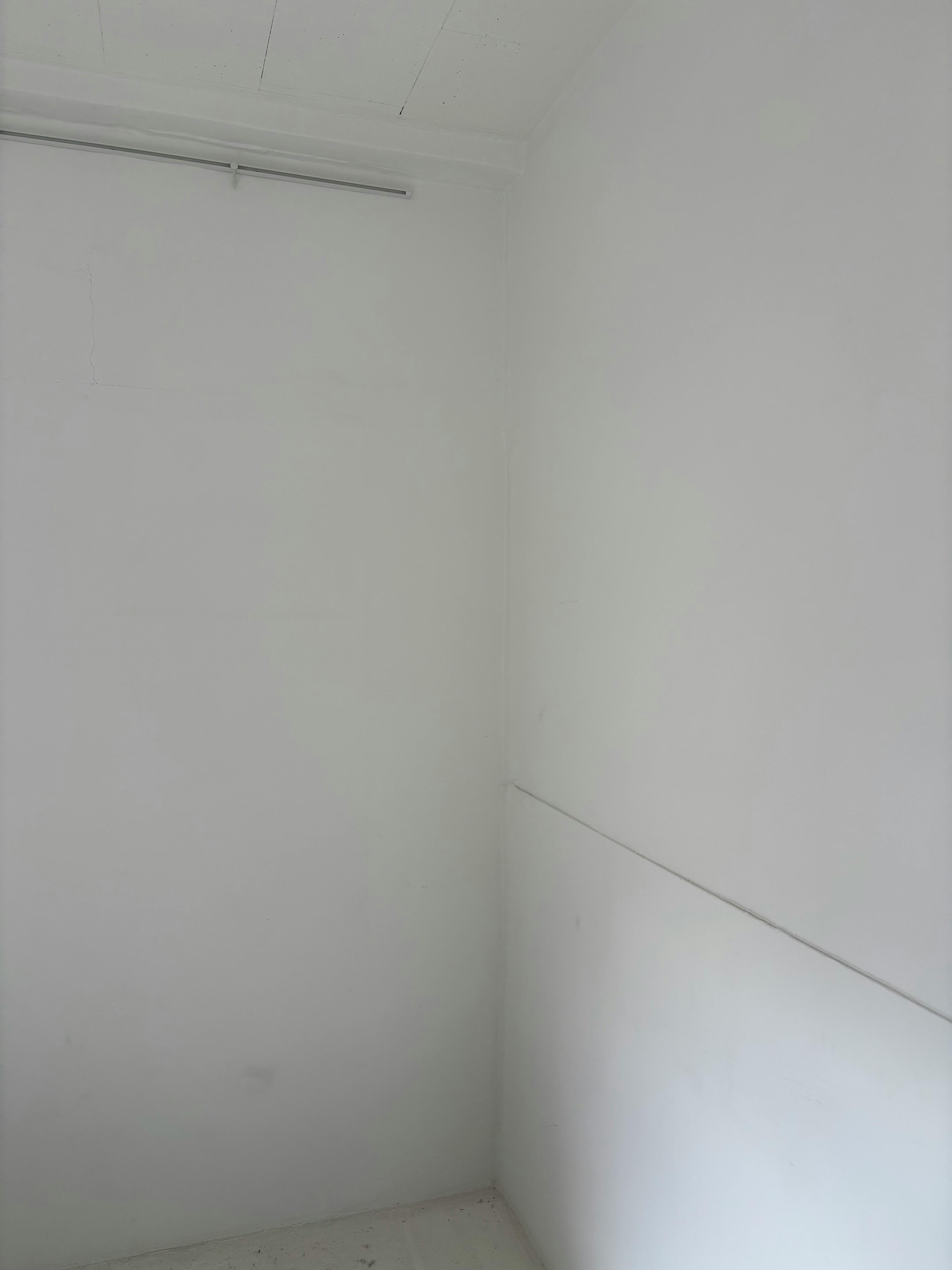 【元町駅4分／南京町近く】自然光が入る白基調のイベントスペース｜ポップアップストア・物販に最適