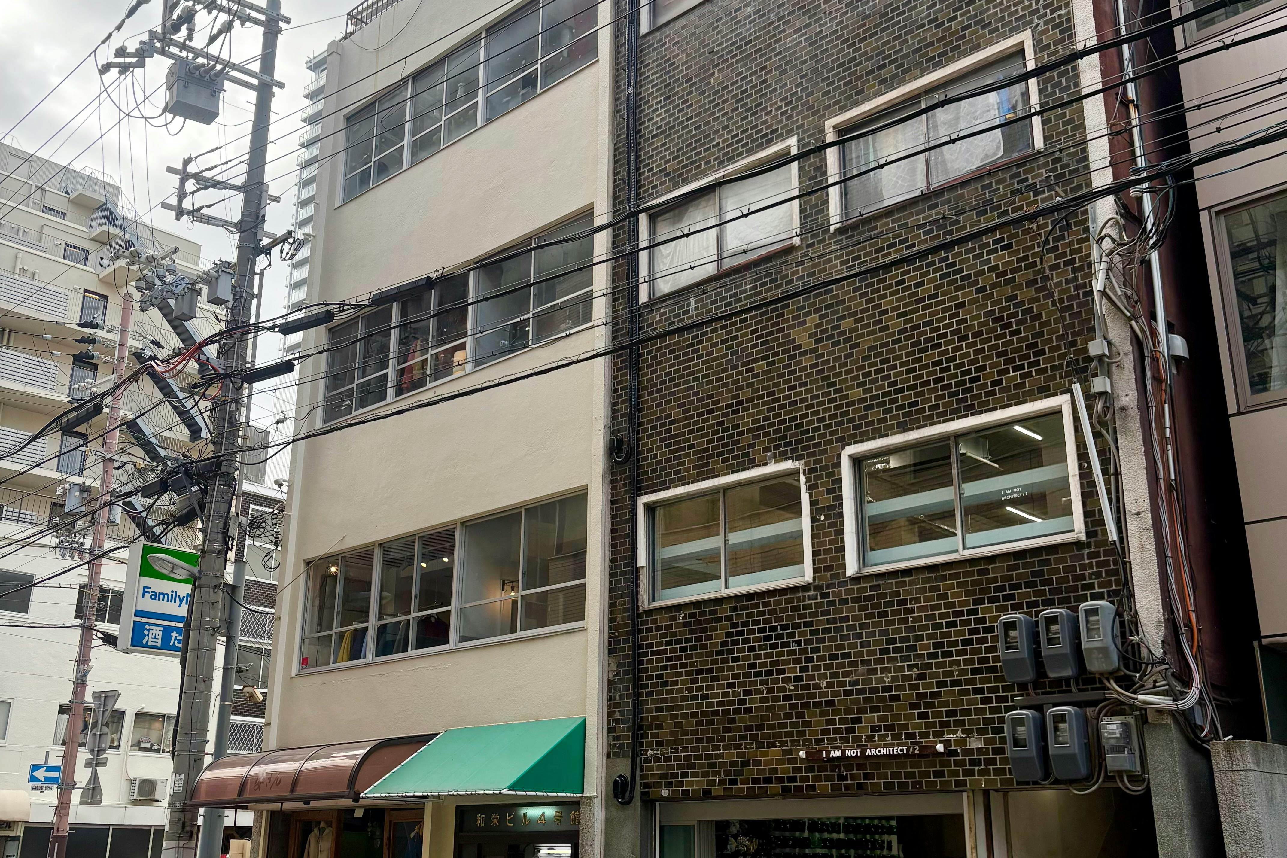 【元町駅4分/南京町近く】自然光が入る白基調のイベントスペース|ポップアップストア・物販に最適